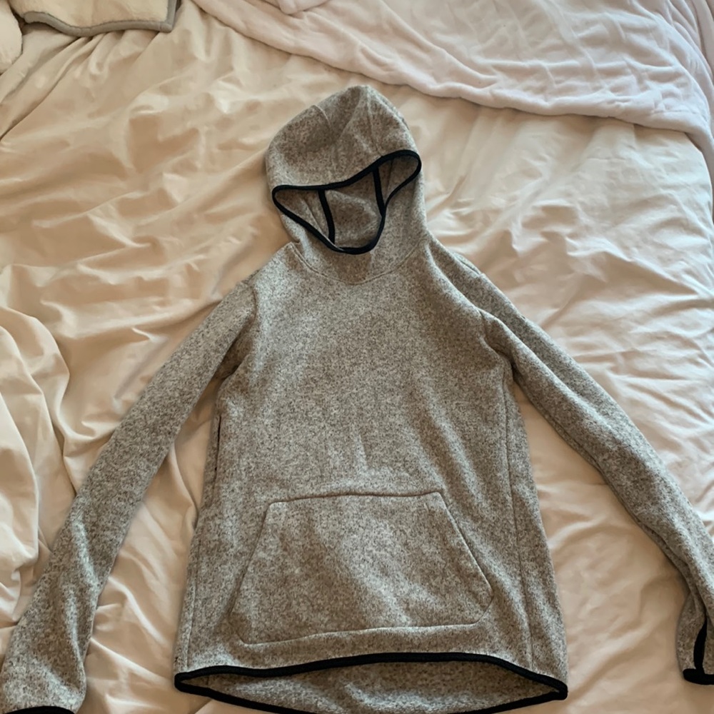 Nike therma-fit sweatshirt